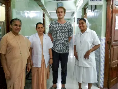 Voluntariado médico en India